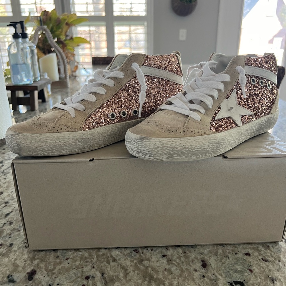 Brand New Golden Goose Mid Star Classic Sneakers